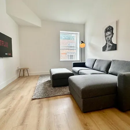 Fountain No 1 With Free Parking Διαμέρισμα *